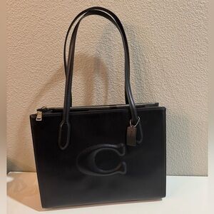 Coach Nina Carryall VGUC